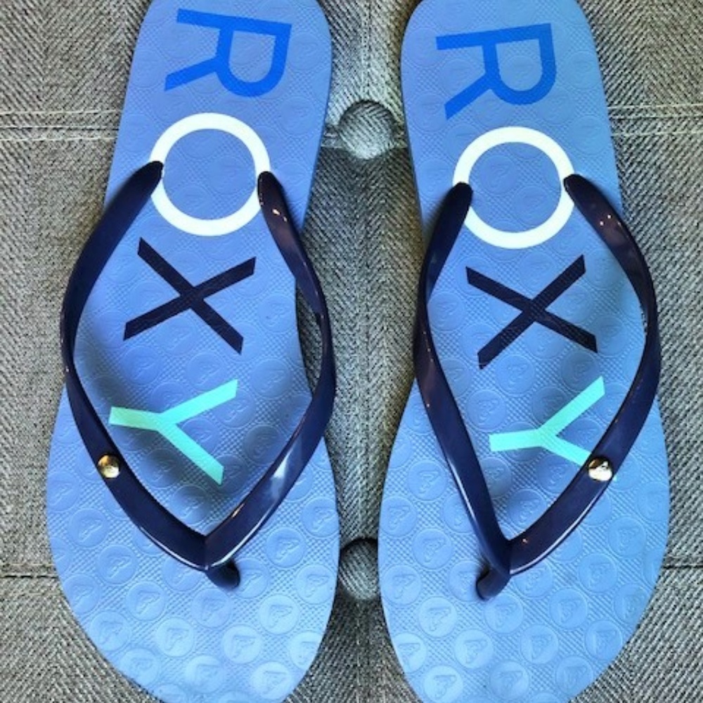 Like New- Women's Roxy Flip Flops